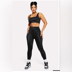 YITTY Headliner Shaping High Waist Legging & matching midi bralette Size M